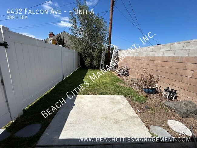 Building Photo - 4432 Falcon Ave