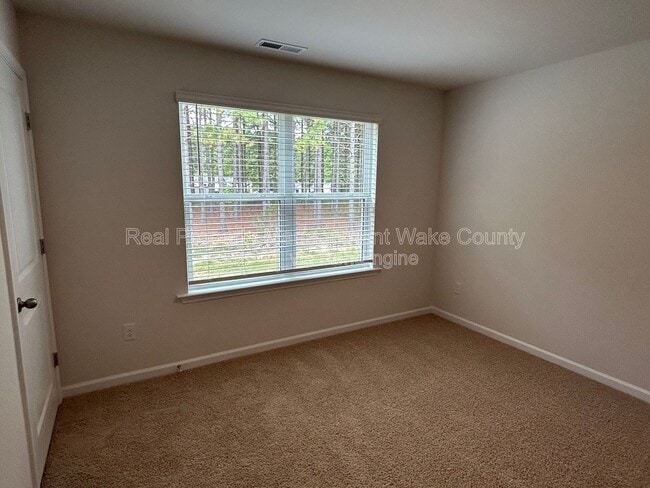 Building Photo - 8515 Beckett Chase Wy