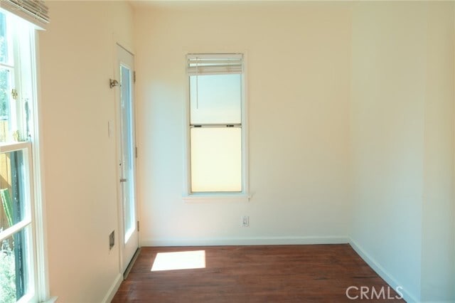 Building Photo - 425 Venice Way