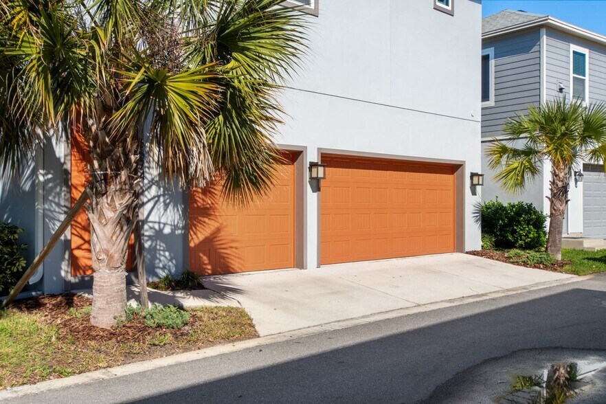 Building Photo - 6670 Bridgman St