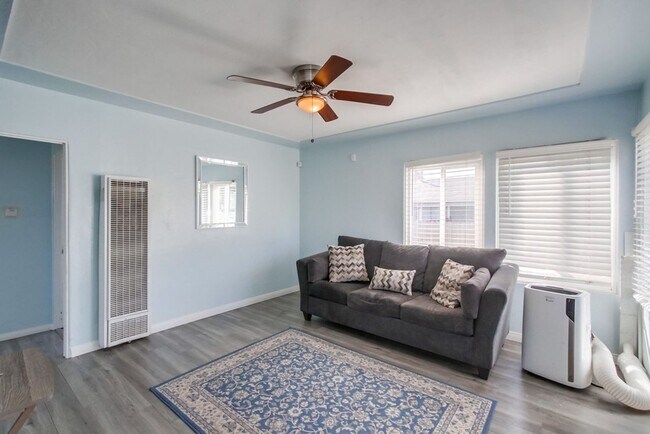 Building Photo - Newly Renovated And Ready For Occupancy