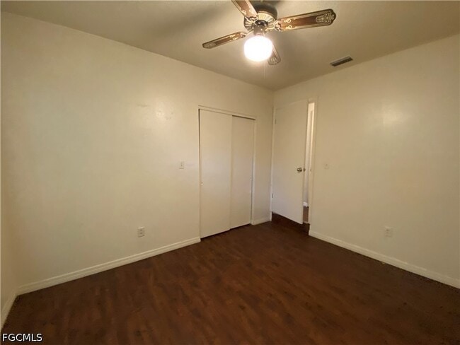 Building Photo - 7906 Suncoast Dr