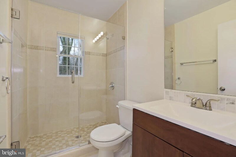 Building Photo - 11017 Marcliff Rd