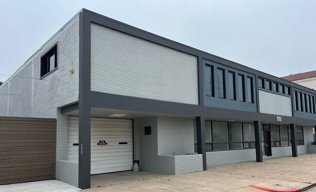 Building Photo - 2415 Church St