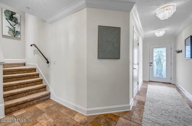 Building Photo - 905 2nd St N