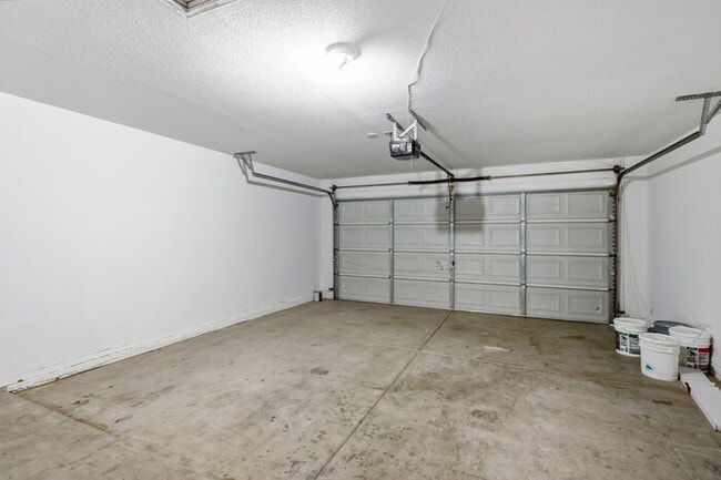 Building Photo - 2525 E Camino St