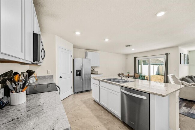 Building Photo - 2181 NW 247th Dr