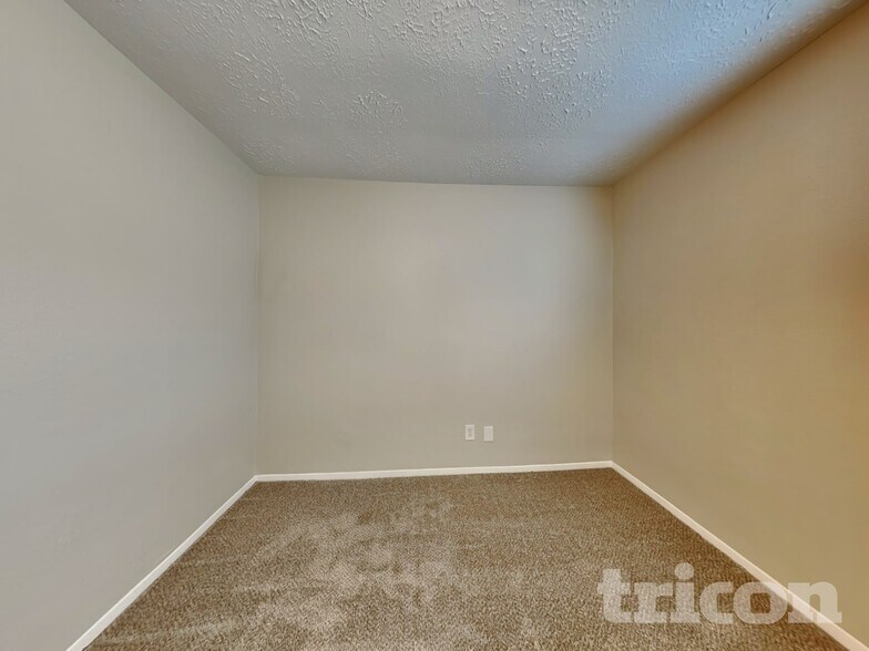 Building Photo - 4238 Burkegate Dr