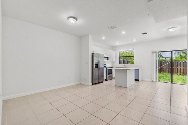 Building Photo - 28637 SW 132nd Ct