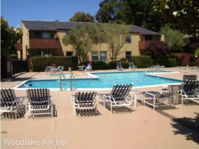 Building Photo - Studio, 1 bath House - 133 Picadilly Place...