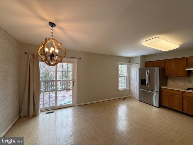 Building Photo - 52 Faraday Dr