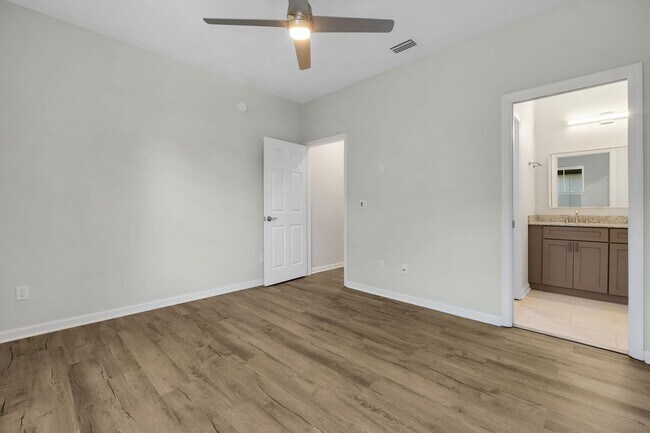 Building Photo - 2022 Trimble Rd