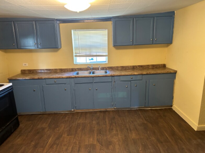 Building Photo - 507 Houston St