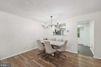 Building Photo - 71 Fendall Ave