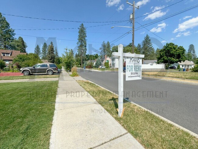 Building Photo - **COMING SOON** Beautiful Down River Brick Bungalow with River Views