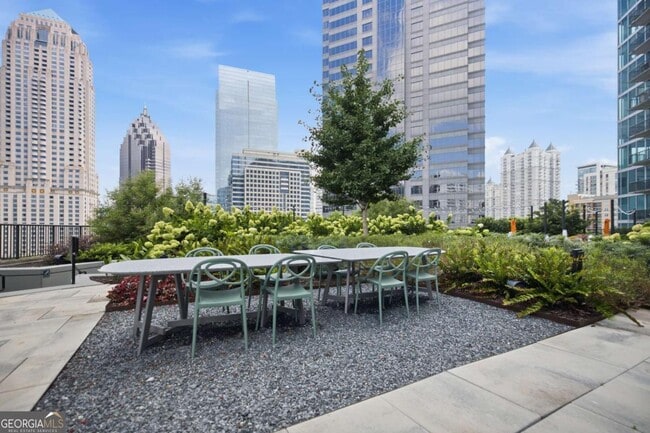 Building Photo - 1080 Peachtree St NE