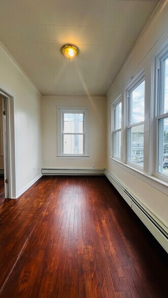 Building Photo - 333 E 22nd St