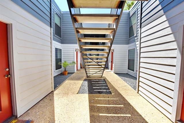 Building Photo - 4033 Gilbert Ave