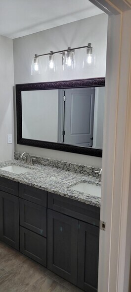 Building Photo - 24 Sonata Ln
