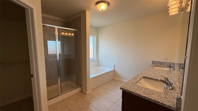 Building Photo - 1829 Persimmon Dr
