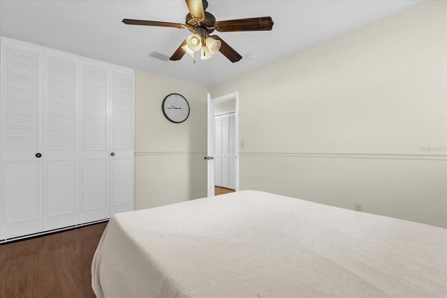 Building Photo - 5012 The Oaks Cir