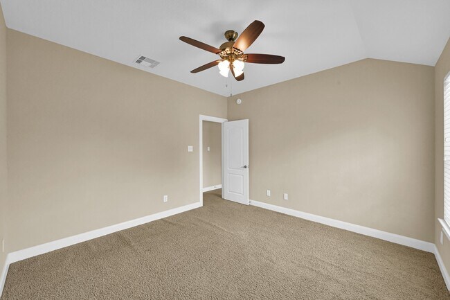 Building Photo - 106 N Pinto Point Cir