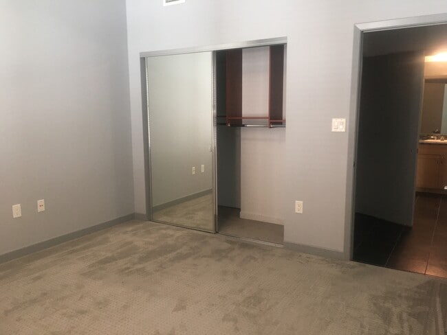 Building Photo - 1150 J St