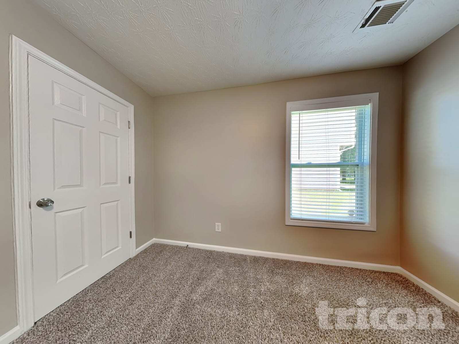 Building Photo - 3692 Tullamore Ln