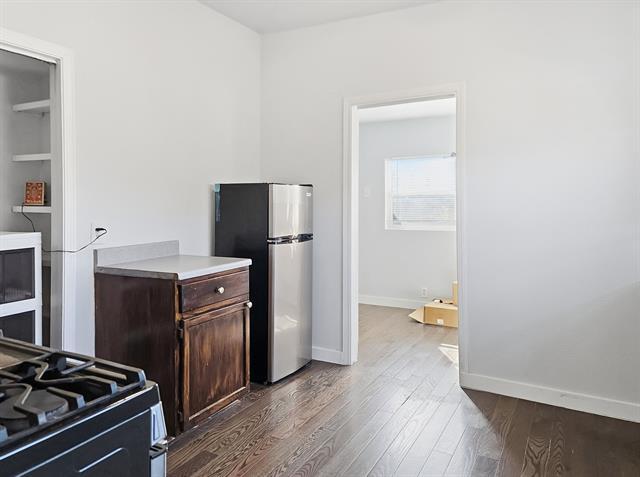 Building Photo - 823 S Beacon St