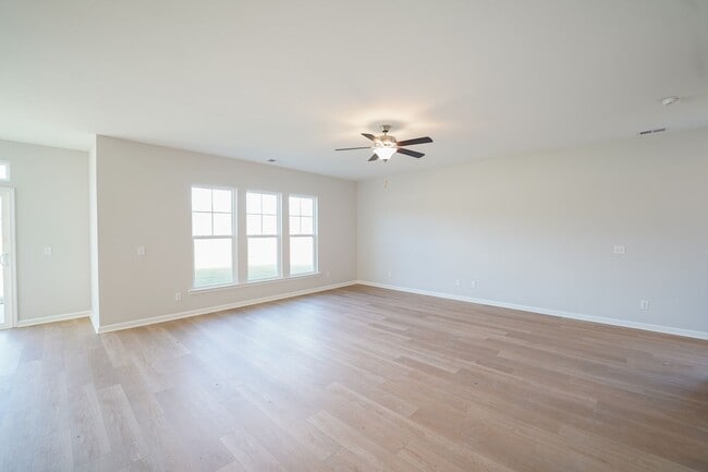 Building Photo - Available Soon!