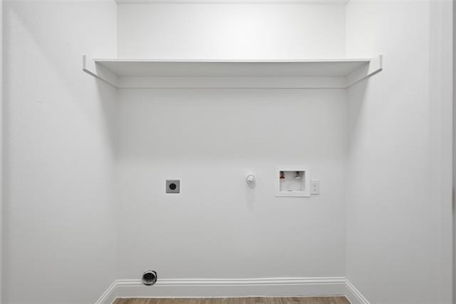 Building Photo - 230 E Johnson St