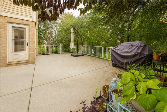 Building Photo - 558 Highlands Dr