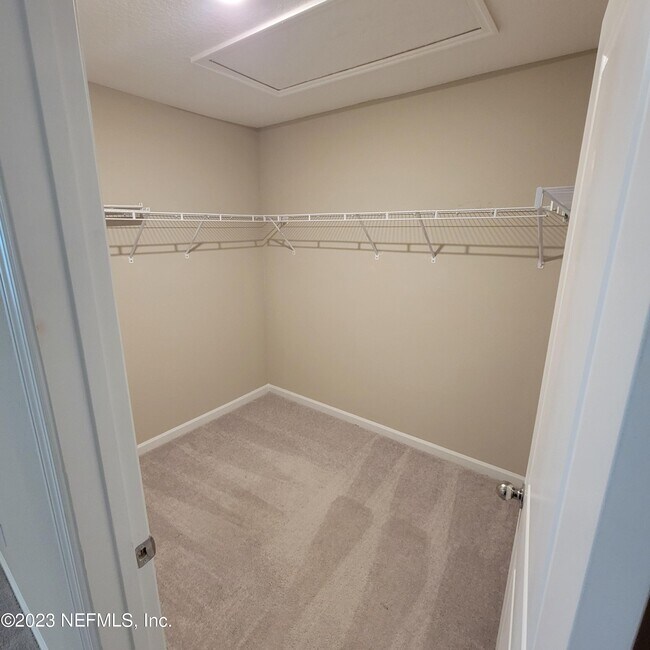 Building Photo - 51 Appleton Ct