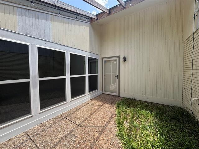 Building Photo - 601 Westview Ave