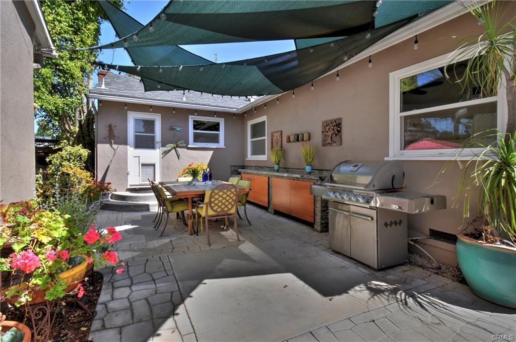 Building Photo - 14018 Hesby St