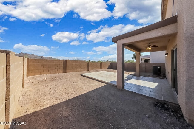 Building Photo - 3510 W Center Mountain Way