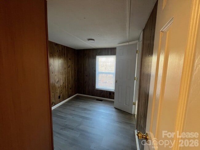 Building Photo - 108 Ricks Ln