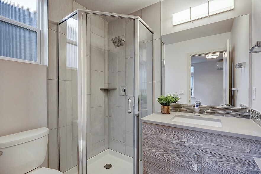 Building Photo - 2218 NW 64th St