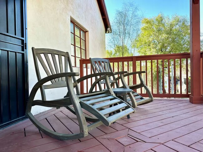 Building Photo - Historic Barrio Home Downtown Tucson