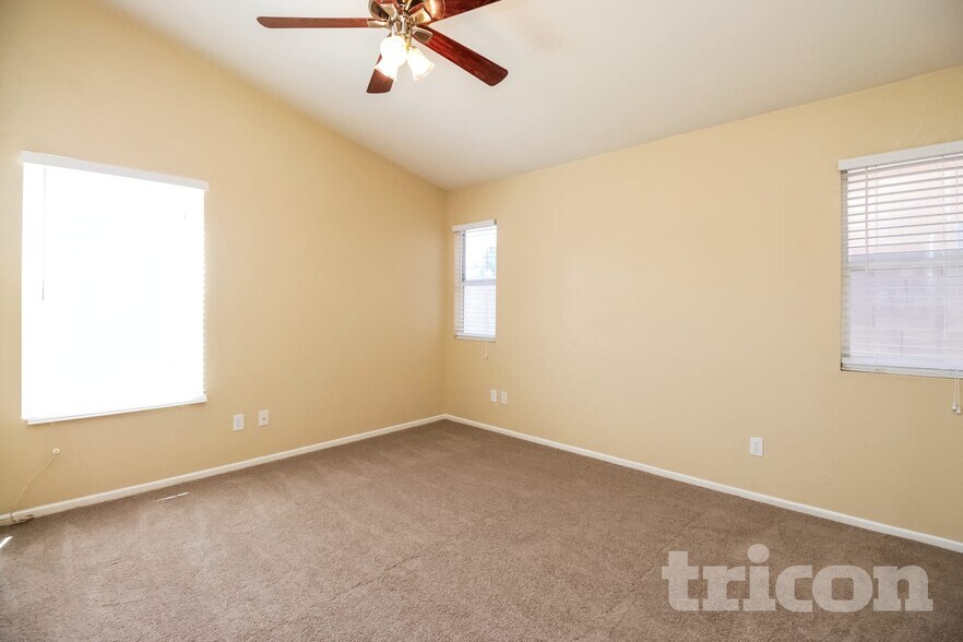 Building Photo - 16169 W Buchanan St