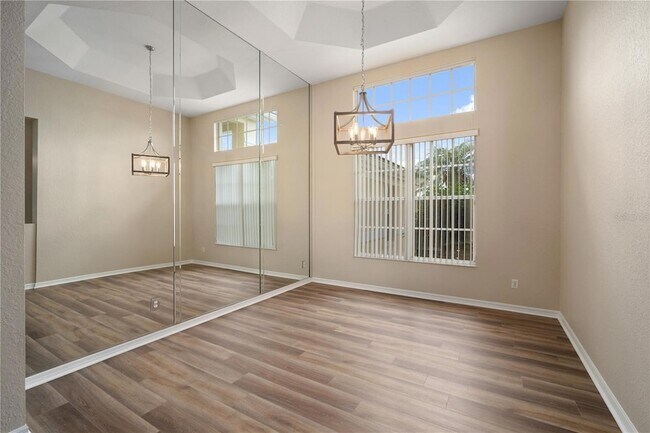 Building Photo - 1103 Signature Dr