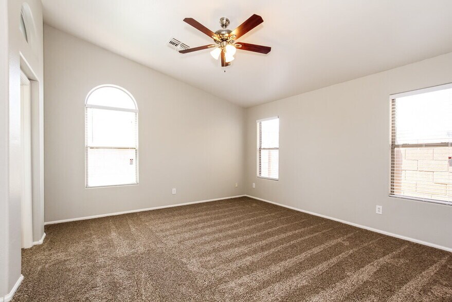 Building Photo - 12321 W Marshall Ave