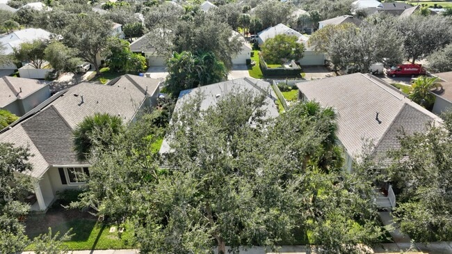 Building Photo - 7865 15th Ln