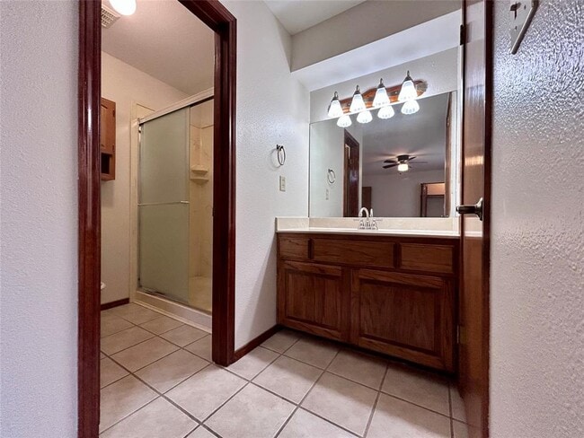 Building Photo - 57 Woodcreek Dr