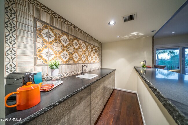 Building Photo - 4455 E Moonlight Way