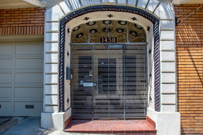 Building Photo - 1450 Golden Gate