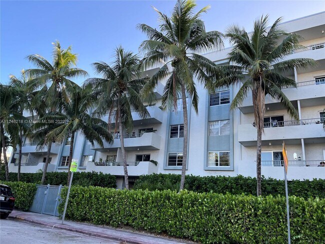 Building Photo - 1610 Lenox Ave