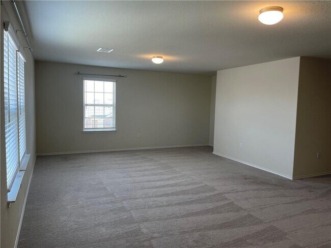 Building Photo - 11816 Monterosso Dr