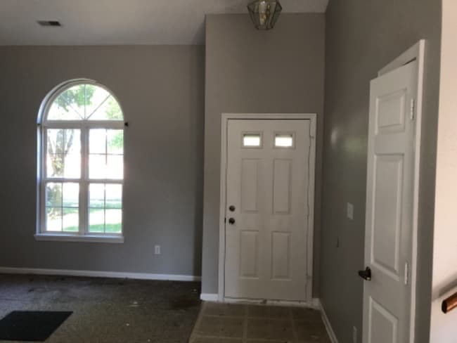 Building Photo - 13098 Sterling Cmns