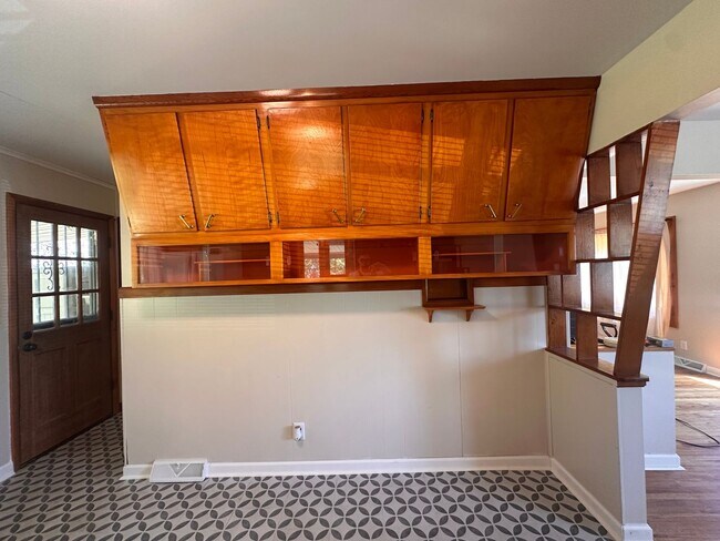 Building Photo - 4806 Imperial Terrace